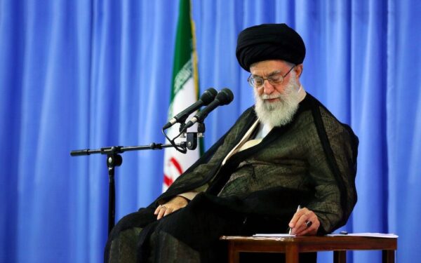 NYT: Irano aukščiausiojo lyderio likvidavimas galėjo būti koordinuotas su CŽA