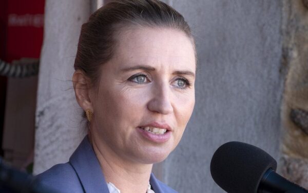 Aiškus signalas Europai: Danijos premjerė ragina nedelsti dėl gynybos