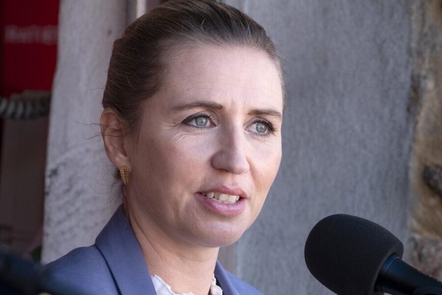 Aiškus signalas Europai: Danijos premjerė ragina nedelsti dėl gynybos