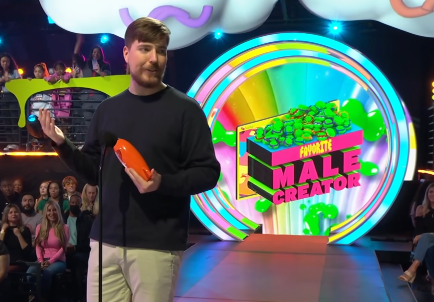 Netikėti pokyčiai: finansinė programėlė „Step“ atsidūrė vaizdo įrašų kūrėjo „MrBeast“ rankose