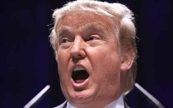 Paliaubos paskelbtos, bet kainos nemažėja: kas iš tikrųjų vyksta su nafta?