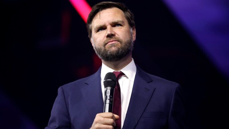 Vance’as atskleidė, ką JAV prezidentas iš tiesų pasakė apie Putino veiksmus Ukrainoje