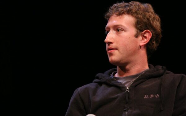 Ar „Meta“ vadovą keis dirbtinis intelektas: Zuckerbergas kuria agentą, kuris gali pakeisti netikėtą poziciją