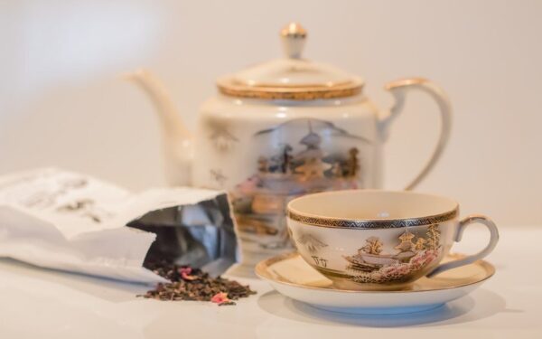 Vienas ingredientas pakeičia viską: juodoji arbata gali sukelti kraujo spaudimo šuolį