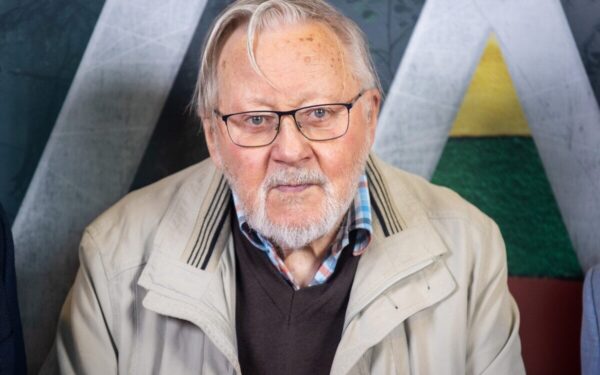 Kas laukia Landsbergio statuso? Koks siūlymas vėl pasiekė Seimo plenarinius posėdžius?