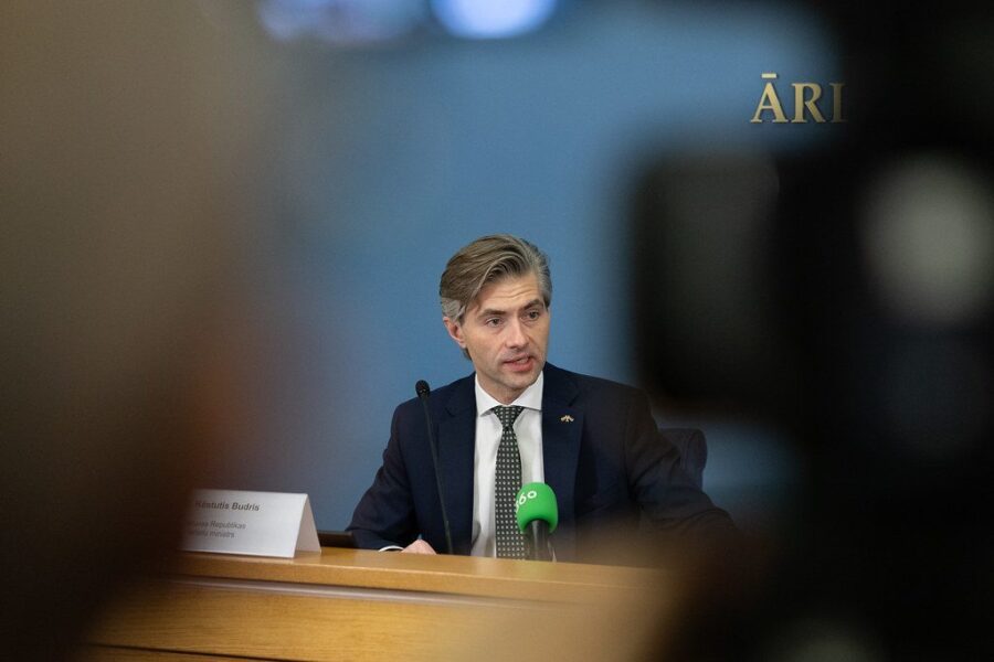 Europa atsitraukė, bet ar reikėjo? Budrys akcentuoja klaidą Irano konflikte