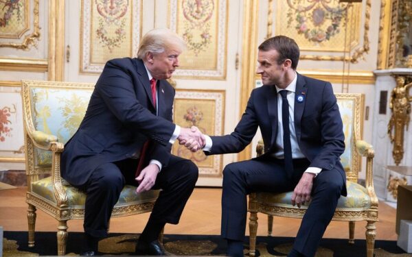 Pasaulis stebi įsitempęs: Prancūzija priėmė sprendimą dėl branduolinių užtaisų