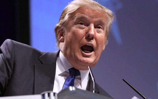 Trumpo reakcija po olimpinių žaidynių sukėlė klausimų: kodėl Vance’as JAV būtų sutikti kitaip?