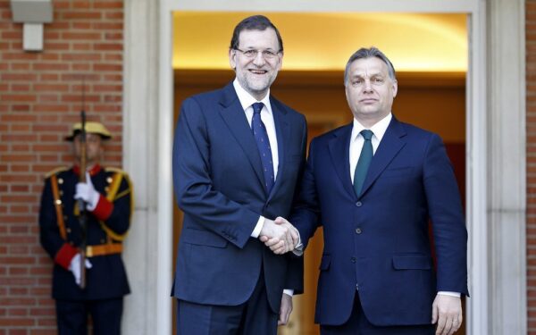 Ar Vengrijos demokratija atsidūrė pavojuje: kalbama apie provokacijas prieš rinkimus