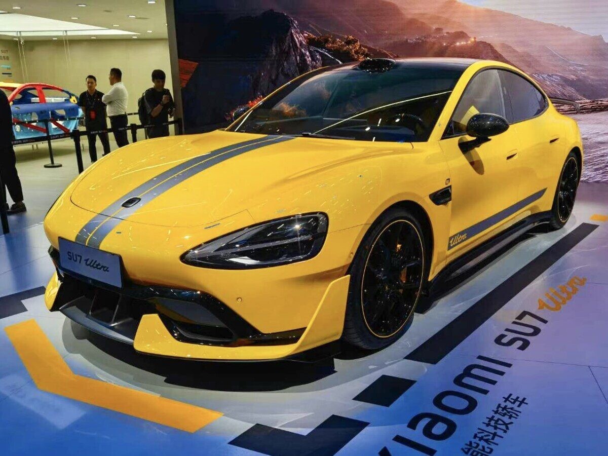 Paklausa viršijo lūkesčius: naujasis elektra varomas „Xiaomi SU7“ modelis užkariavo rinką