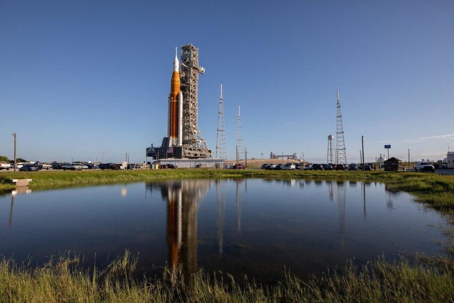 Elonas Muskas nustelbs NASA? Slapta Mėnulio raketa bus išbandoma dar šiemet