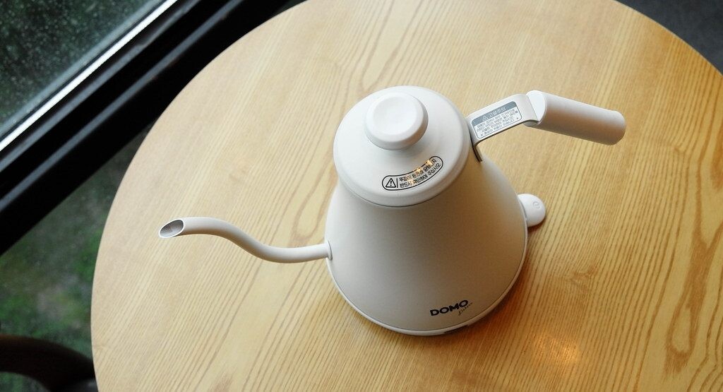 Arbatinuke nuolat kaupiasi kalkės? Specialistai įspėja apie klaidą, kuri didina elektros sąnaudas