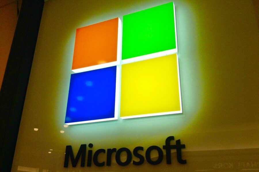 JK reguliuotojai taikosi į „Microsoft“: naujas tyrimas dėl debesijos ir dirbtinio intelekto paslaugų rinkos