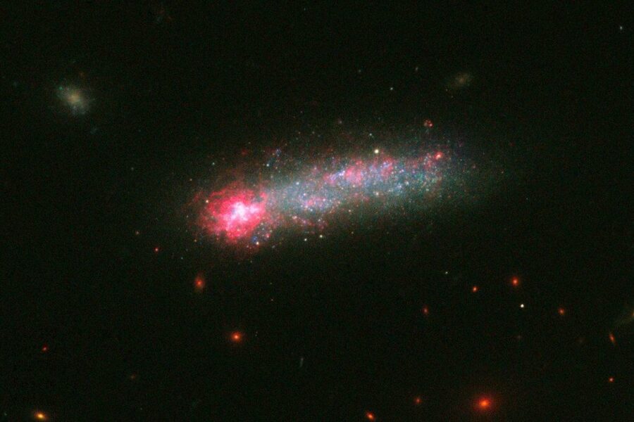 Kosmoso anomalija suglumino astrofizikus: galaktikų spiečius, paneigiantis Visatos chronologiją