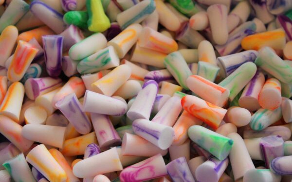 Pavargote nuo triukšmo namuose? Sužinokite savo teises ir ką galite padaryti