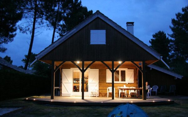 Staiga prasidėję simptomai ir ilgos valandos tualete: žmonės pasakoja apie netikėtai užklupusią sunkią ligą