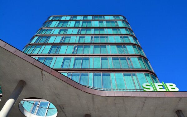 Kortelės saugumas: Lietuvos bankas paaiškino, kodėl už pavogtus 5844 eurus atsakomybė teko klientui