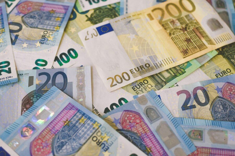 Šio banko klientai privalo reaguoti dabar: nepasieksite savo pinigų, bet tai dar ne viskas