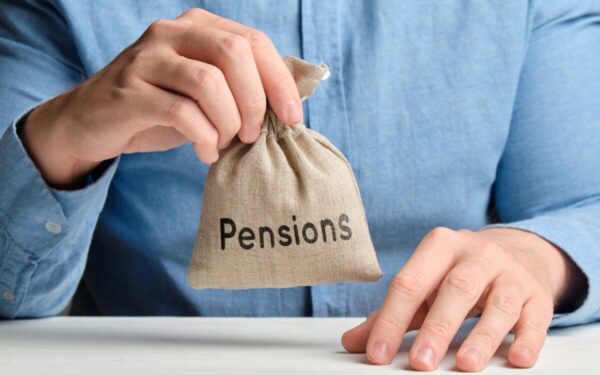 Ar jums priklauso pamiršti pinigai? Svarstoma mokėti pensiją už laiką, kuris jau seniai praėjo