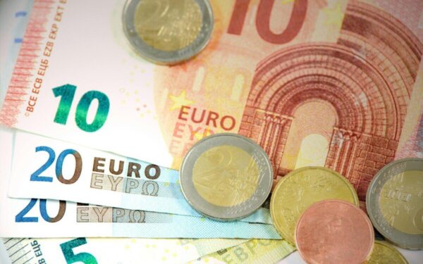 Liksite be prieigos prie savo pinigų: bankas siunčia kritinį įspėjimą savo klientams Lietuvoje