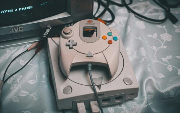 Sulaukęs 77 metų mirė „Sega“ konsolių architektas Hideki Sato, jo kūriniai pakeitė žaidimų istoriją