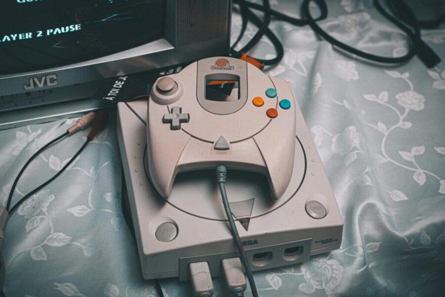 Sulaukęs 77 metų mirė „Sega“ konsolių architektas Hideki Sato, jo kūriniai pakeitė žaidimų istoriją