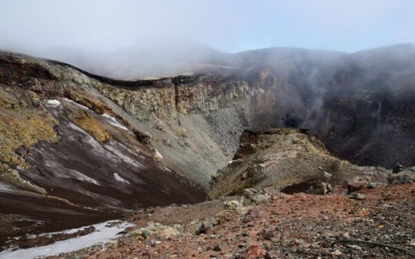 Vienas galingiausių vulkanų rodo aktyvumą: mokslininkai paaiškino situaciją Japonijoje