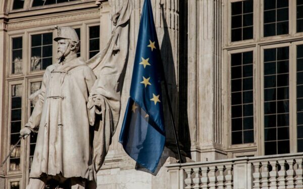 ES krizė gilėja: penkios šalys įvardytos ataskaitoje, bet ar tai ženklas, kad viskas slysta iš rankų?