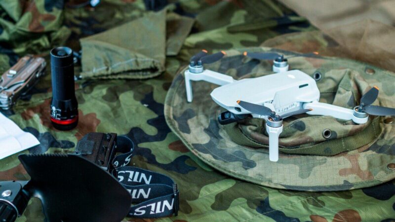 Karas ir technologijos: Ukraina prašo „SpaceX“ sprendimų dėl rusiškų dronų