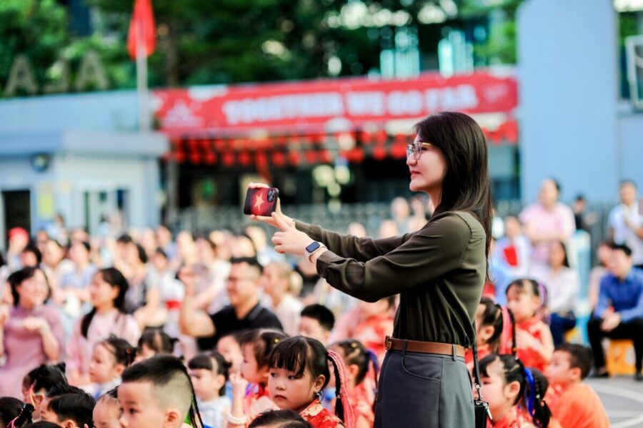 „Xiaomi 17 Ultra“ išmaniojo telefono atnaujinimas: geresnis veikimas naktį ir naujas „Leica“ režimas