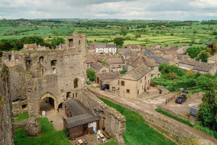 Aptiktas mažas pakabukas, slepia didelę istorija: radinys sujungė dvi skirtingas epochas