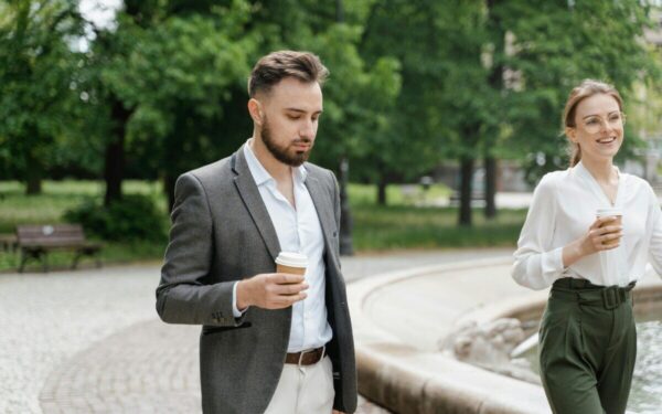 Naujas šokiruojantis trendas „dujų pasivaikščiojimas“: gydytojai džiaugiasi netikėtu žarnyno efektu