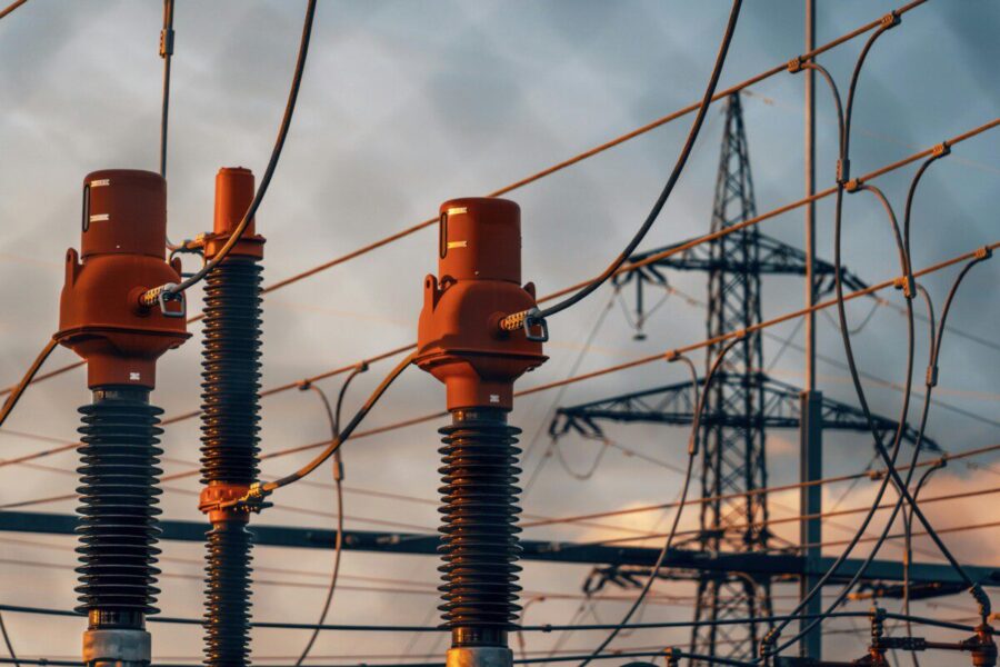 Elektros kainos pasiekė rekordines aukštumas, Lietuvoje fiksuojamas didžiausias vartojimas