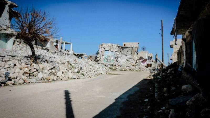 Ar Artimieji Rytai pasiekė pavojingiausią tašką: Raudonasis Kryžius įspėja apie scenarijų be kelio atgal