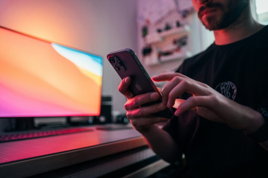 Vos keli žingsniai ir telefonas vėl veiks greitai: išbandykite šiuos paprastus triukus