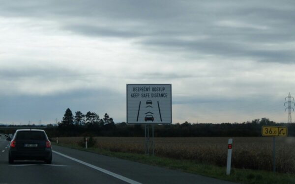 „Via Lietuva” kviečia vairuotojus duoti vieną pažadą: ar išdrįsite?