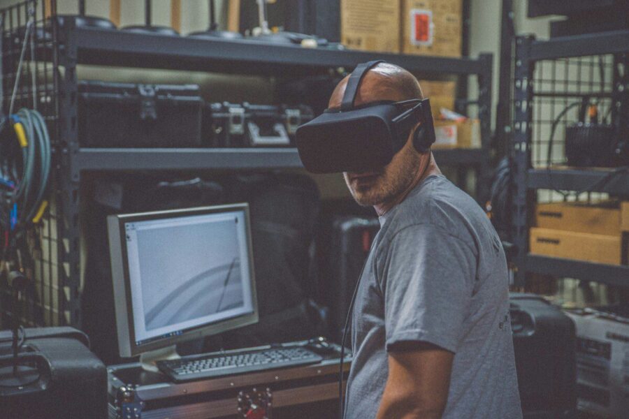 Kaliniai ruošiasi laisvei: virtualios kelionės ir darbo pokalbiai padeda grįžti į visuomenę