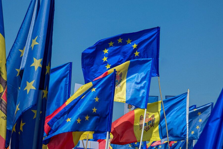 Opozicija neslepia įsiūčio: Moldovos premjeras pareiškė, kad balsuotų už susijungimą su Rumunija