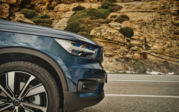 „Volvo” elektromobilių pardavimai smuko: kas lėmė tokį pokytį ir ko tikėtis 2026 metais