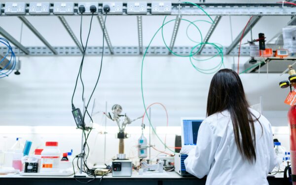 Pamirškite cianidą ir šilumą: elektronikos atliekos taps vertingesnės nei kada nors anksčiau