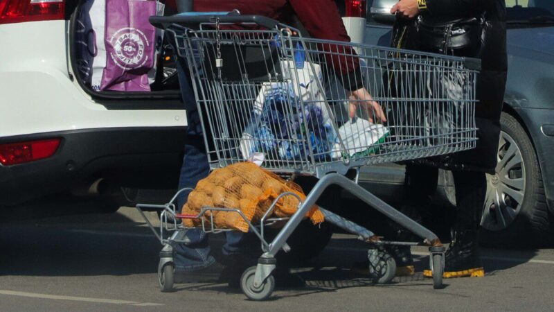 Pirkėjai šturmuoja „Lidl“ parduotuves: populiariausi produktai parduodami už rekordiškai žemą kainą