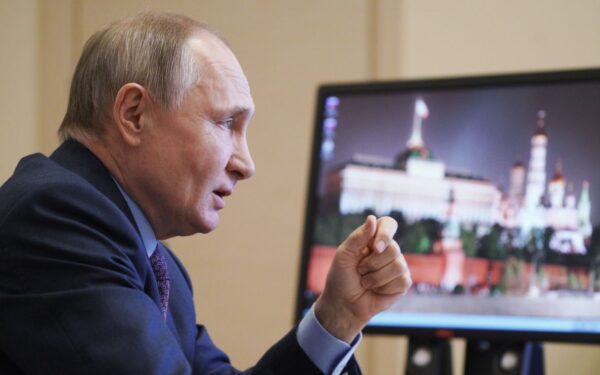 Sulėtėjus ekonomikos augimui, Rusijoje sumažinta palūkanų norma