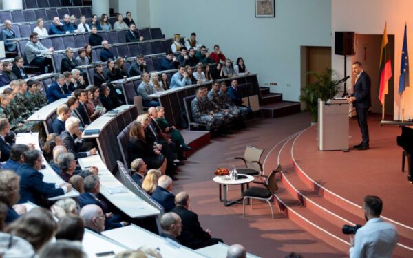 MRU siūlo bilietą į valstybės širdį: pristatyta nauja studijų programa tiems, kurie nebijo atsakomybės