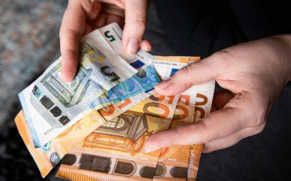 Alytiškės planas šokiravo visą šalį: ciniškas melas kainavo dešimtis tūkstančių eurų