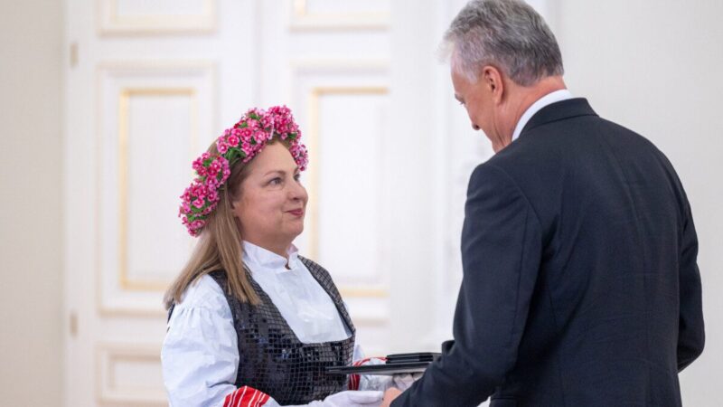 Nausėda apdovanos dešimtis Lietuvos ir užsienio piliečių už nuopelnus valstybei