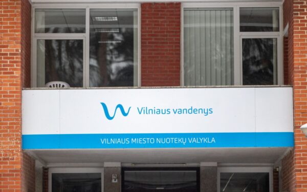 Įspėja visus šalies gyventojus: užsitęsę šalčiai kelia pavojų užšalti vidaus vamzdynams