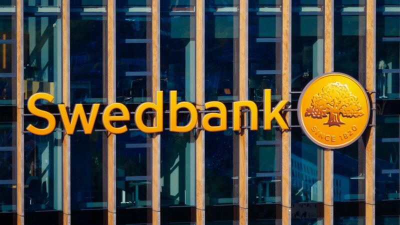 Banko rezultatai stebina: „Swedbank“ grynasis pelnas pernai siekė 325,6 mln. eurų