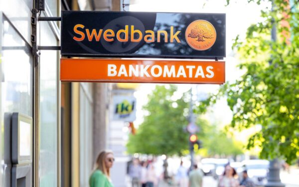 Pamirškite apie grynuosius pinigus: atėjo laikas atsisveikinti, jie išnyks greičiau nei galvojate