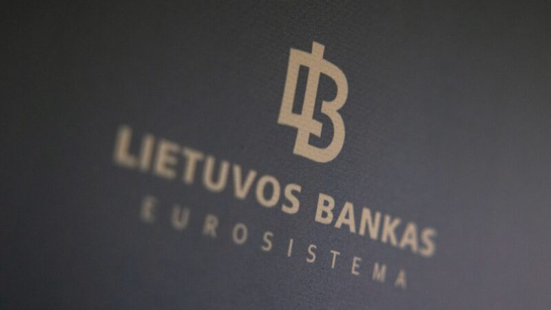 Lietuvos bankas skyrė beveik 100 tūkst. eurų baudą finansinių paslaugų bendrovei