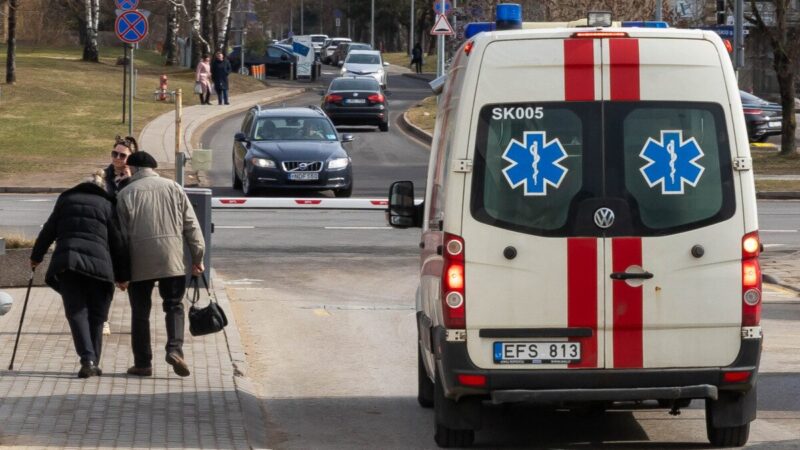 Vilniuje automobilis sužalojo per pėsčiųjų perėją ėjusias moteris